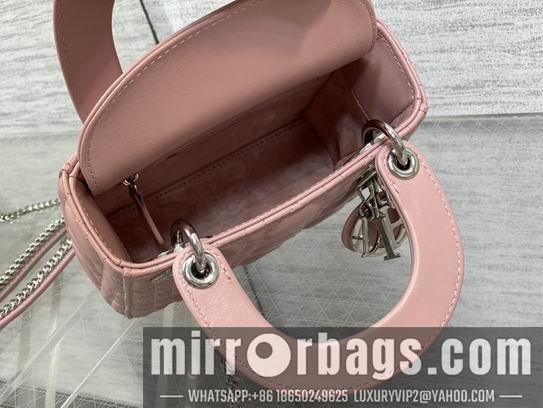 Dior Replica Bags Dior Lady M0505复古粉羊银 17cm wz