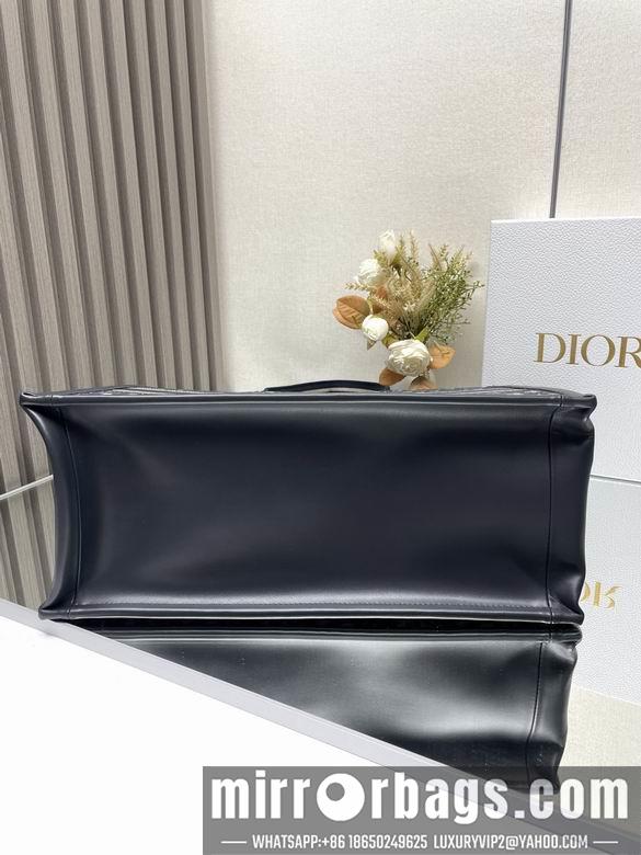 Dior Replica Bags 42X35X18.5cm 040303