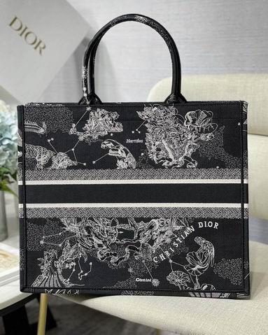 Dior Replica Bags Dior M1286黑色星座36.5x28cm yz