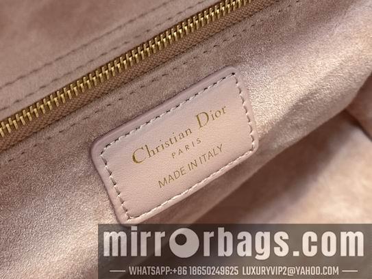 Dior Replica Bags Dior Lady M0567复古粉羊金32cm wz