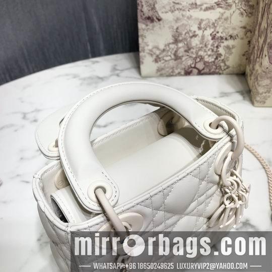 Dior Replica Bags Dior Lady M0560 17x15x7cm wo