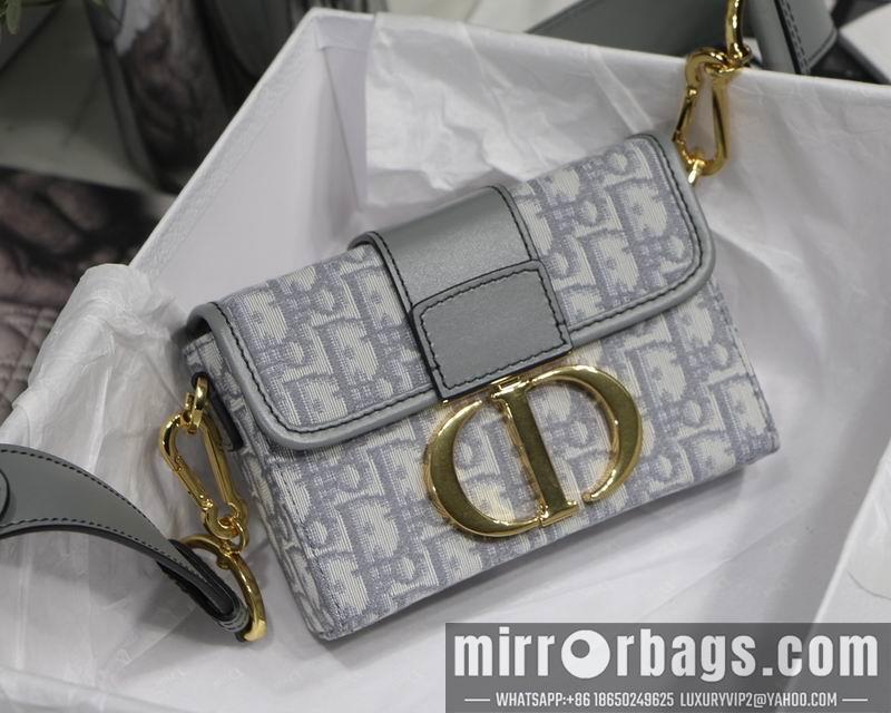 Dior Replica Bags DIOR 9032 17.5x11.5x5cm yz