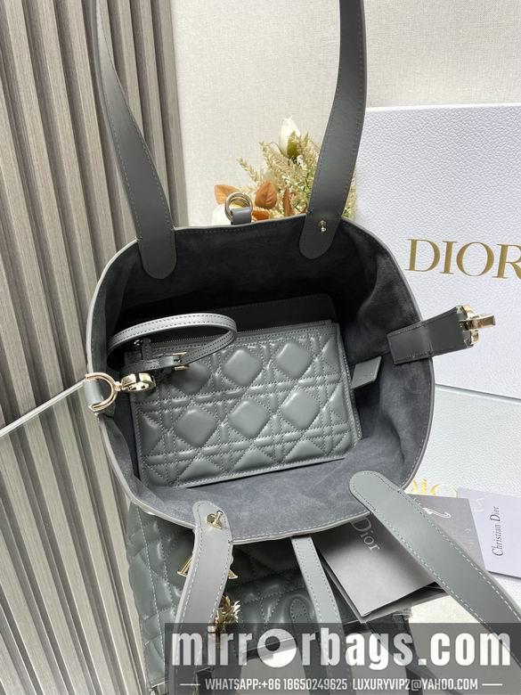 Dior Replica Bags 2822 23X15X15cm