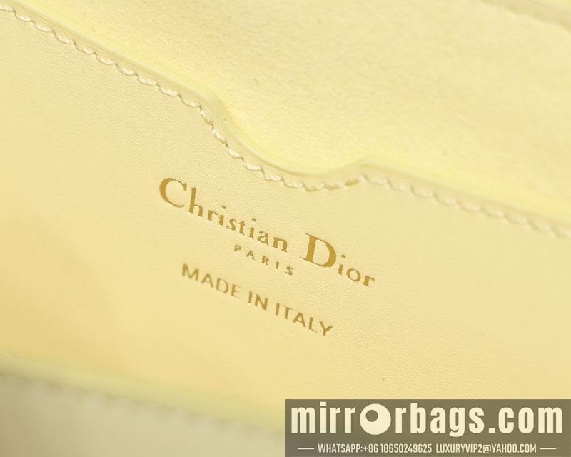 Dior Replica Bags DIOR M8013 22x13x5cm yz2