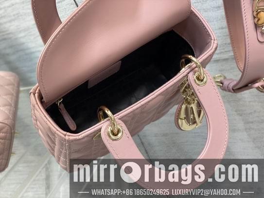 Dior Replica Bags Dior Lady M0538复古粉羊金 20cm wz2色