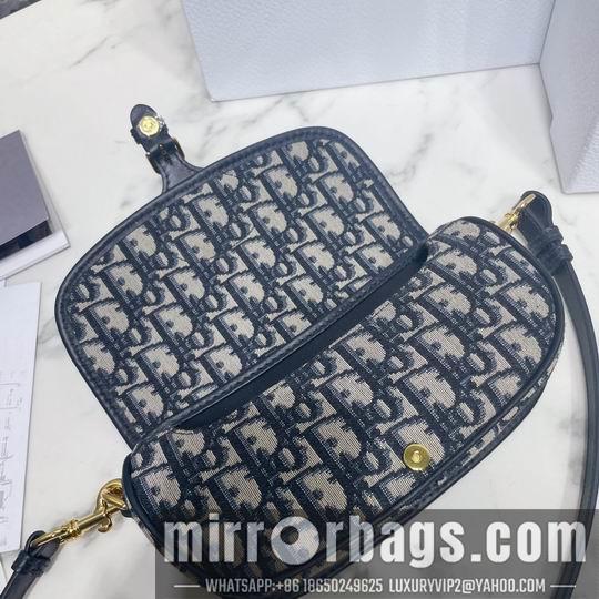 Dior Replica Bags Dior Bobby M9327 22x13x5cm wo