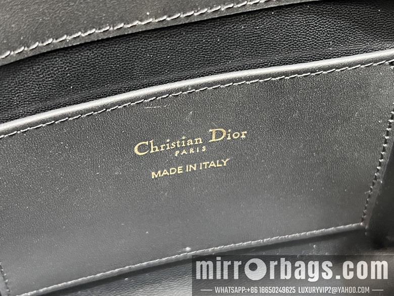 Dior Replica Bags Dior 2835 16x18x12cm yz