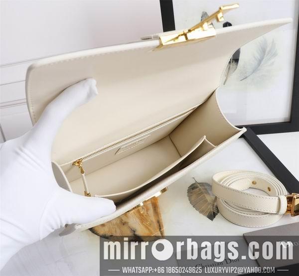 Dior Replica Bags Dior D6712颗粒纹 24x17x8cm wz