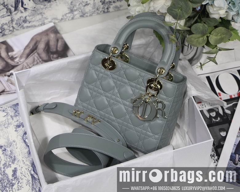 Dior Replica Bags AXM8013 20X16.5X8