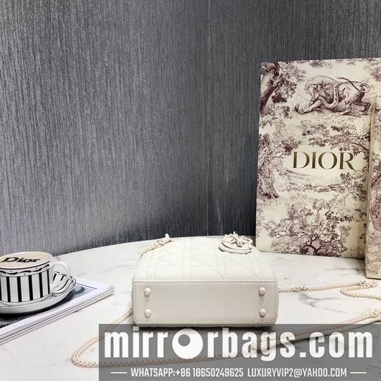 Dior Replica Bags Dior Lady M0560 17x15x7cm wo