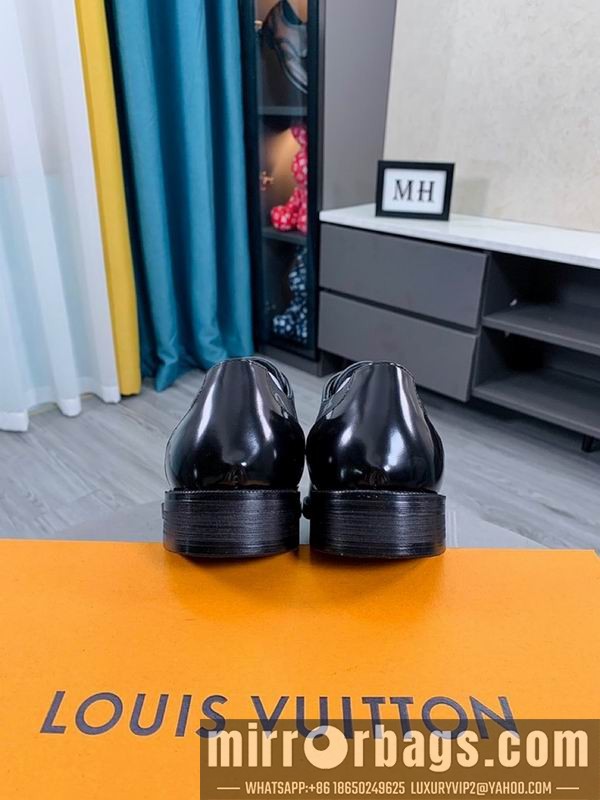 LV Replica ShoesLV sz38-44 mnf0223