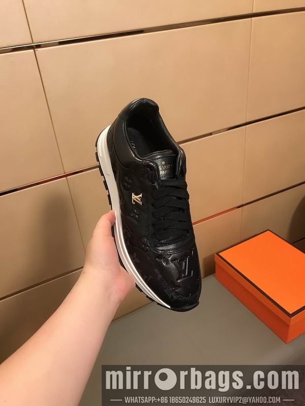 LV Replica Shoes LV sz38-44 mnf03111