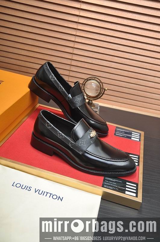 LV Replica Shoes LV sz38-45 mnf0555