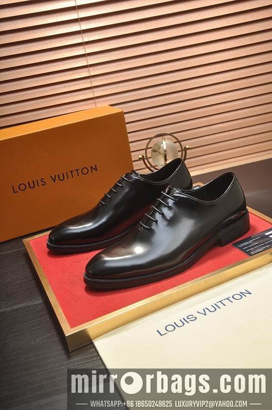 LV Replica Shoes LV sz38-45 mnf0450