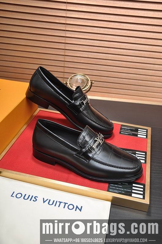 LV Replica ShoesLV sz38-45 mnf0315