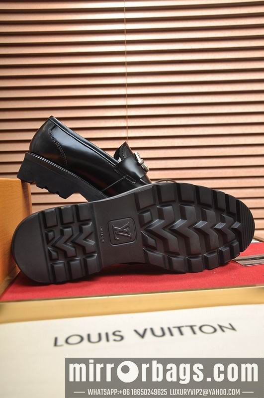 LV Replica Shoes LV sz38-45 mnf0615