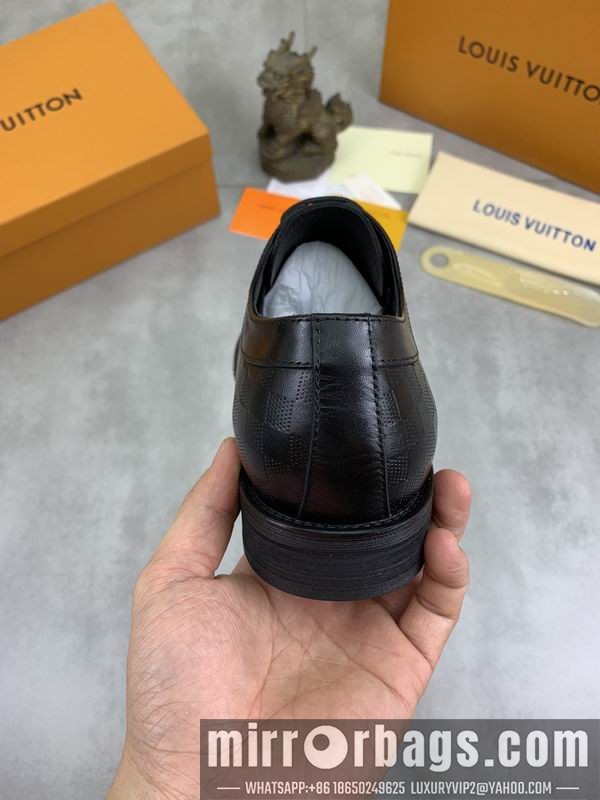 LV Replica Shoes LV sz38-44 mnf23