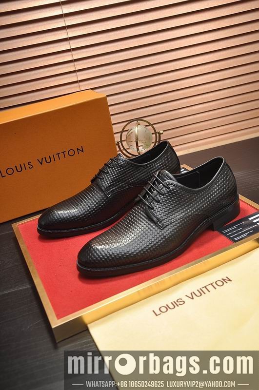 LV Replica Shoes LV sz38-45 mnf0357