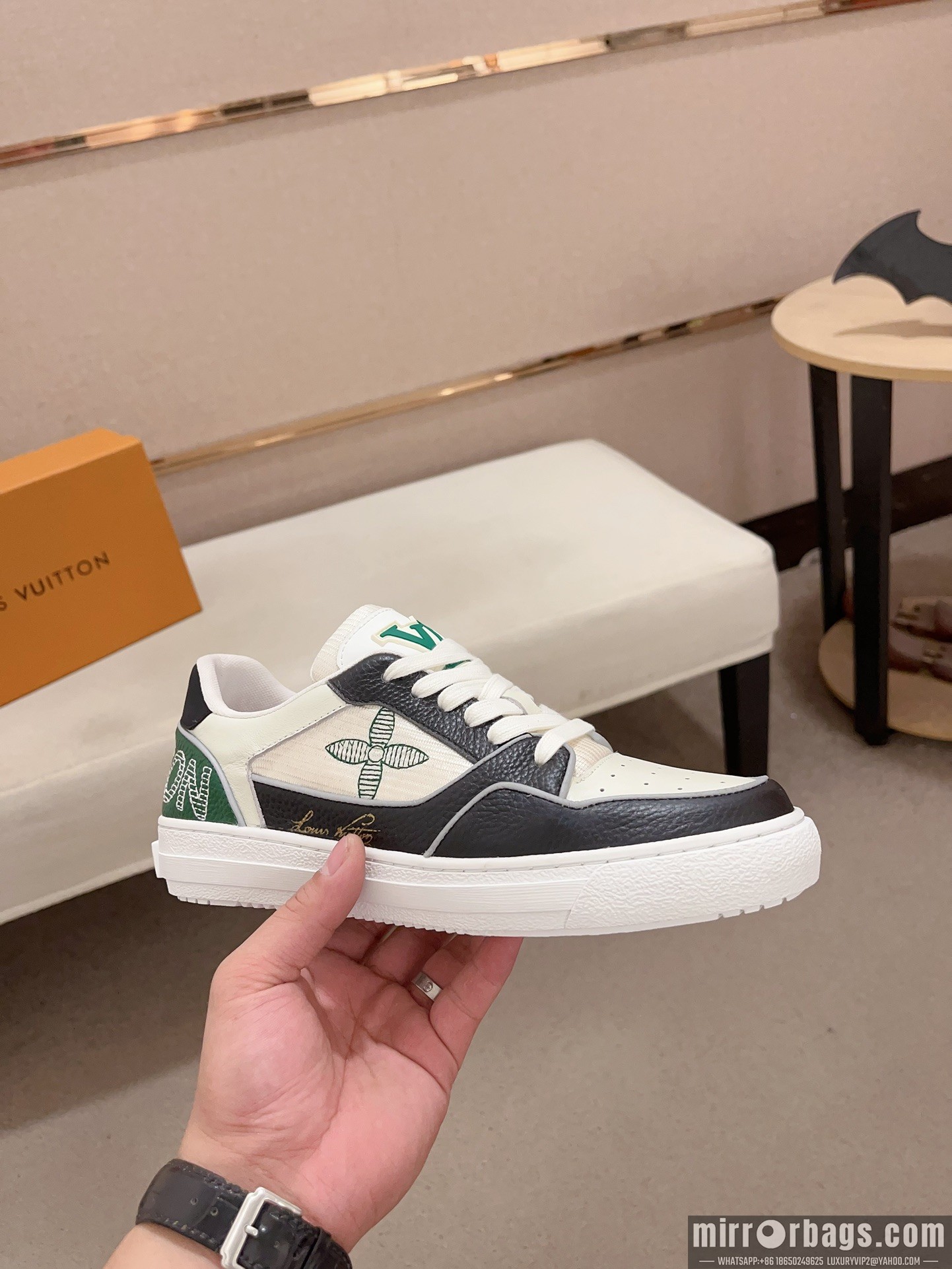 LV Replica Shoes LV sz38-44 hnh0211