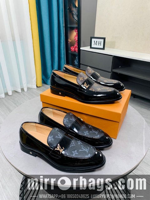 LV Replica Shoes LV SZ 38-44 22224017-8 2colors