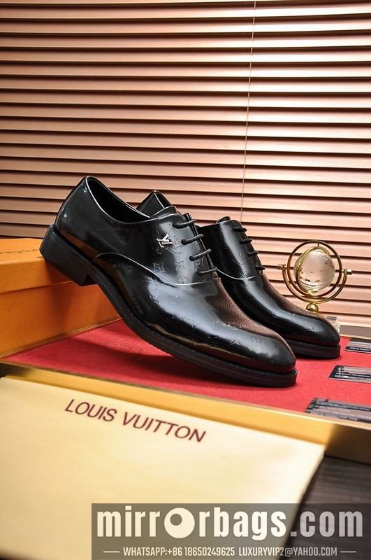 LV Replica Shoes LV sz38-45 mnf0712