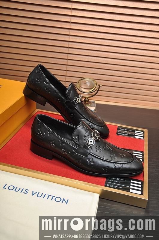 LV Replica Shoes LV sz38-45 mnf0452