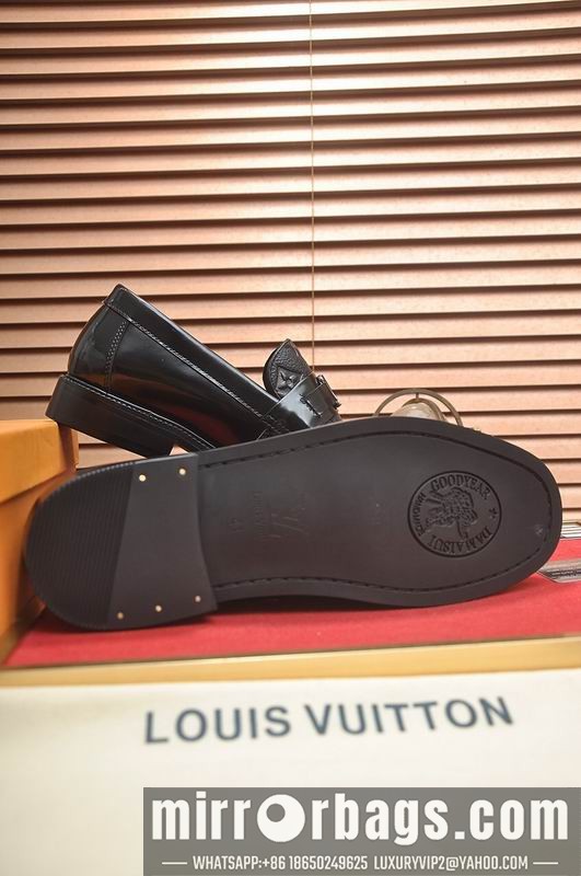 LV Replica Shoes LV sz38-45 mnf0560