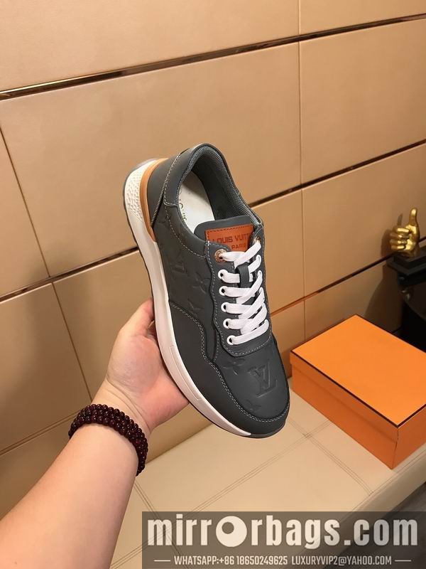 LV Replica Shoes LV sz38-44 mnf03113