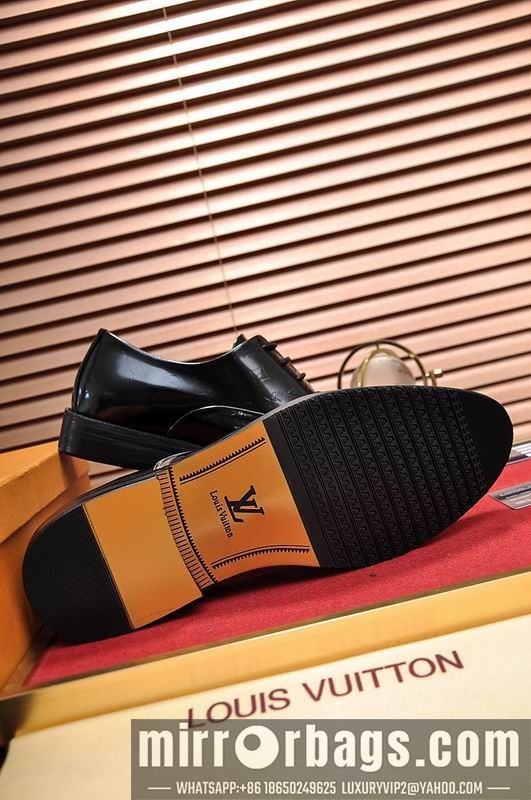 LV Replica Shoes LV sz38-45 mnf0712