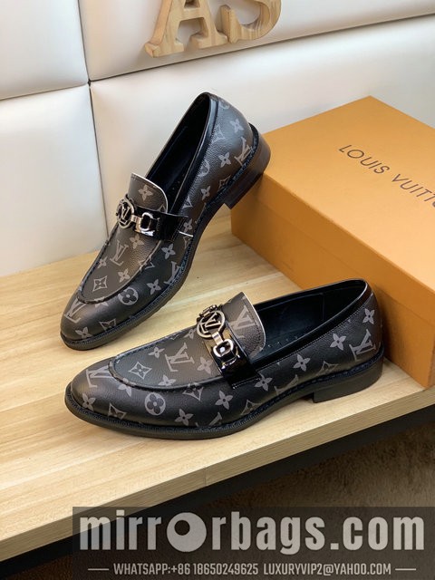 LV Replica Shoes LV SZ 38-44 22301300-1 2colors