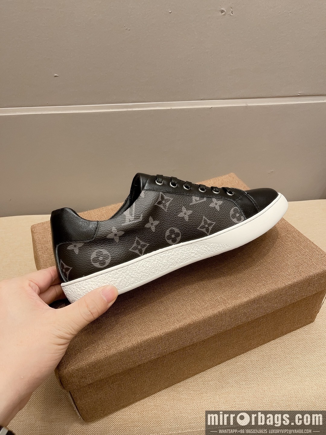 LV Replica Shoes LV sz38-44 hnh0227