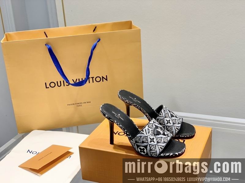 LV Replica Shoes LV sz35-39 XC0301