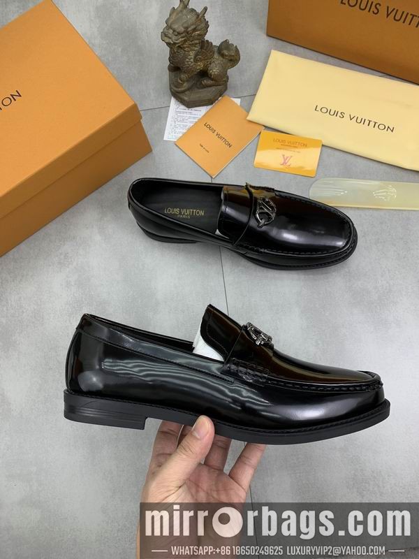 LV Replica Shoes LV sz38-45 mnf0404