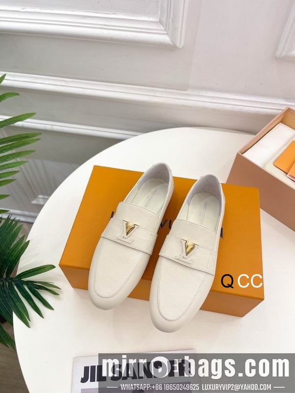 LV Replica Shoes LV sz35-40 4C XC1101