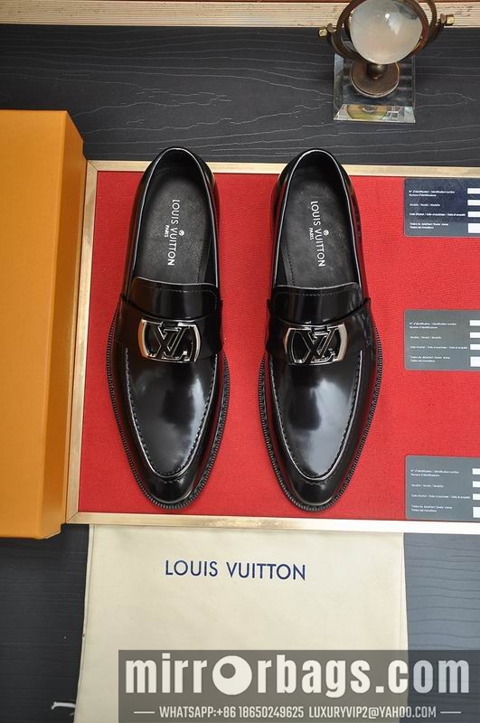 LV Replica Shoes LV sz38-45 mnf0553