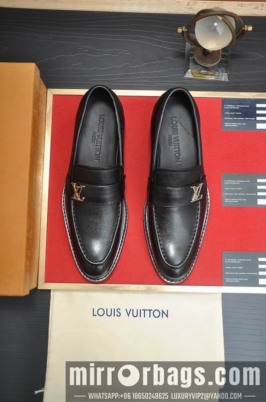 LV Replica Shoes LV sz38-45 mnf0610