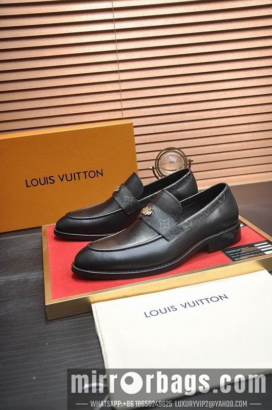 LV Replica Shoes LV sz38-45 mnf0555