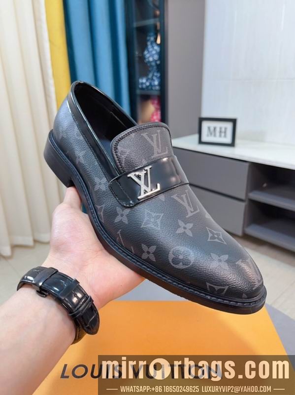 LV Replica ShoesLV sz38-44 mnf0306