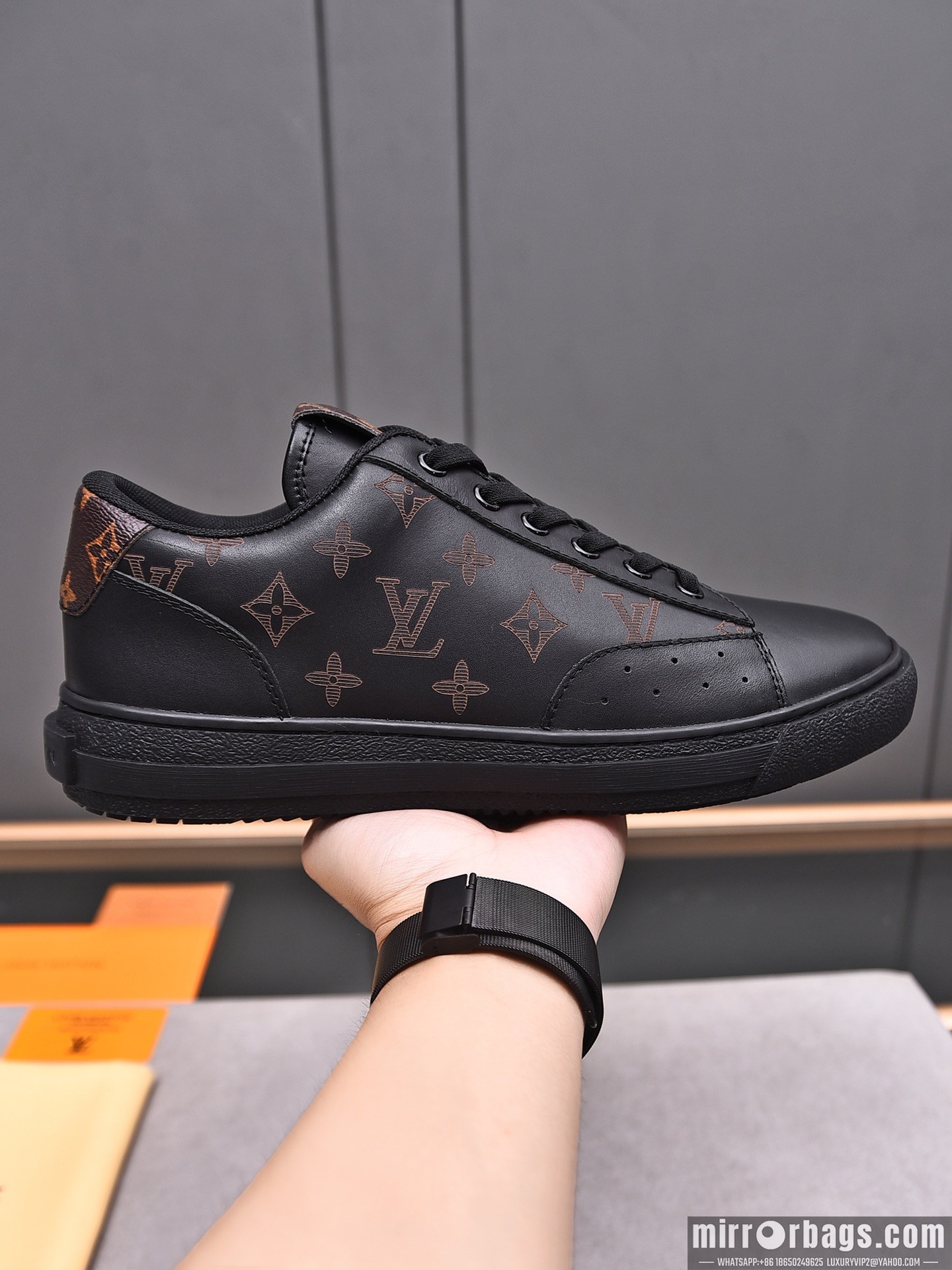 LV Replica Shoes LV sz38-44 hnh0216