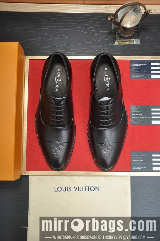 LV Replica Shoes LV sz38-45 mnf0667