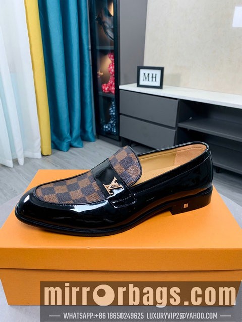 LV Replica Shoes LV SZ 38-44 22224019-20 2colors