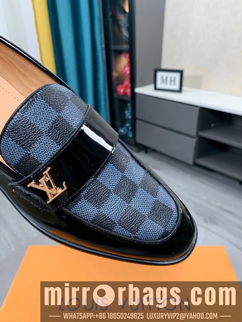 LV Replica Shoes LV SZ 38-44 22224019-20 2colors