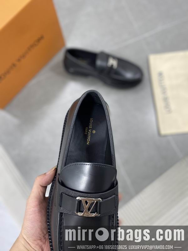 LV Replica Shoes LV sz38-45 mnf0156