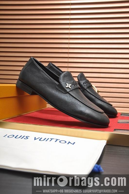 LV Replica Shoes LV sz38-45 mnf0505