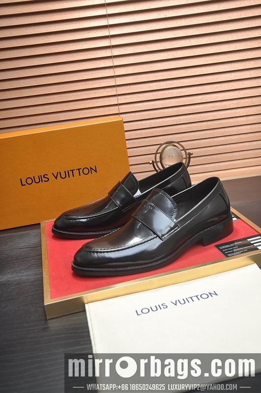 LV Replica Shoes LV sz38-45 mnf0660