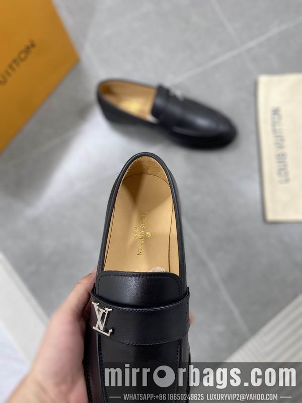 LV Replica Shoes LV sz38-45 mnf0165