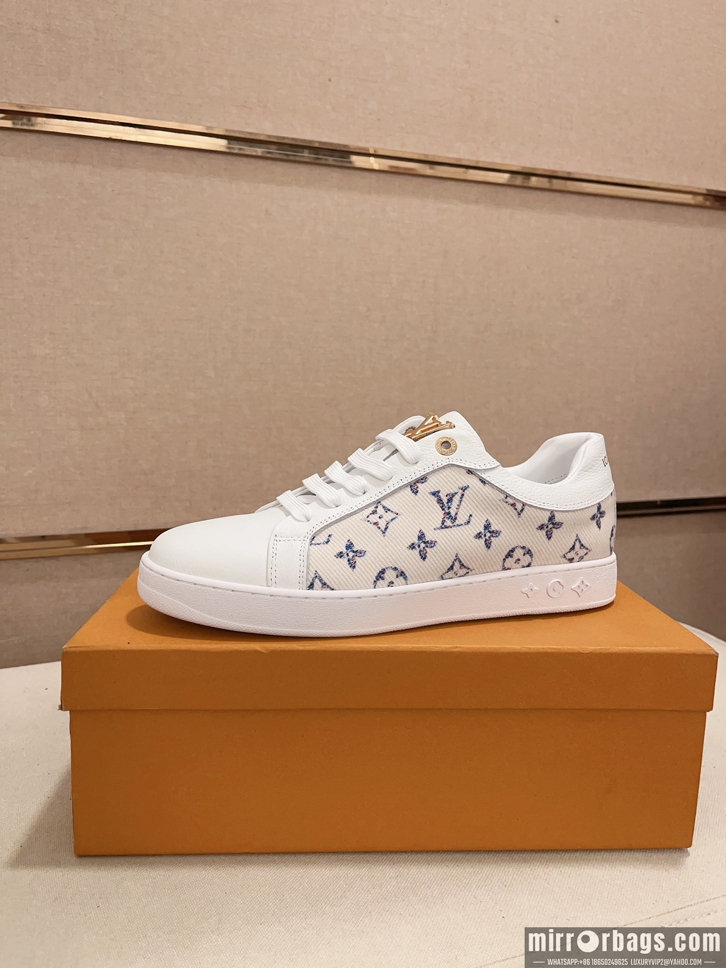 LV Replica Shoes LV sz38-44 hnh1210