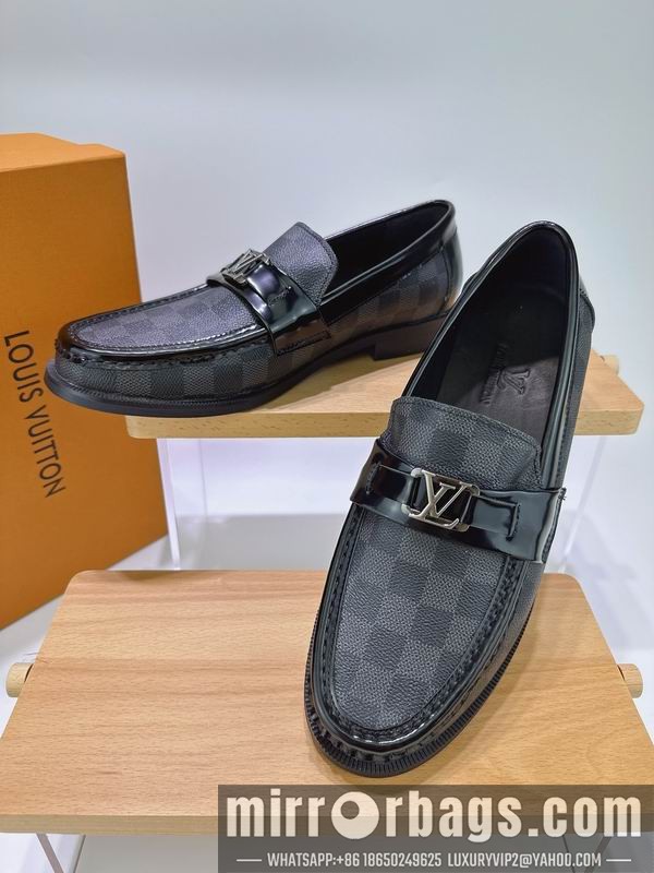 LV Replica Shoes LV sz38-45 mnf0629