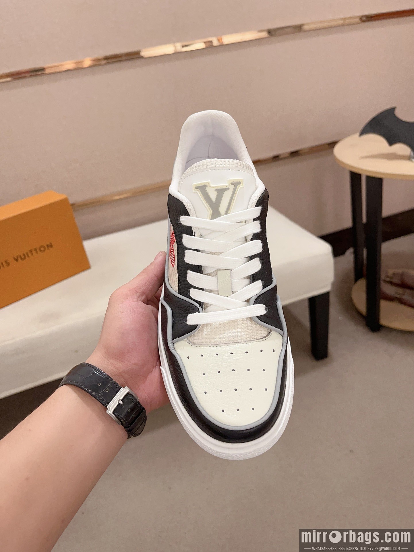 LV Replica Shoes LV sz38-44 hnh0211