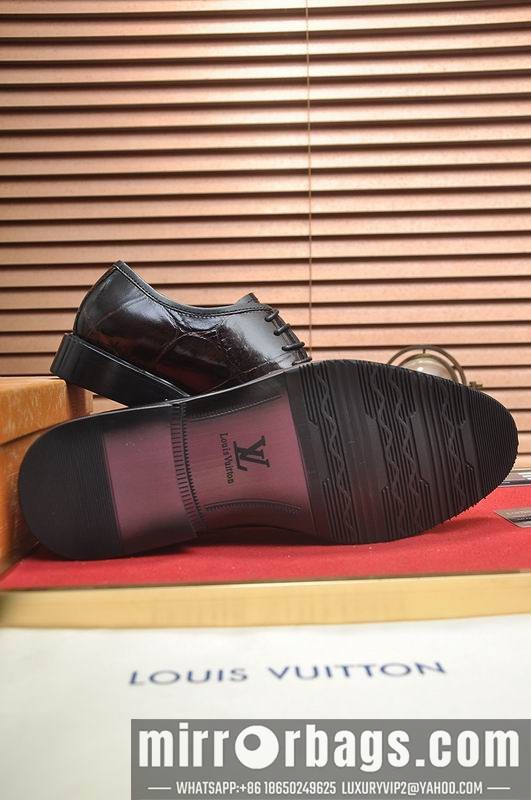 LV Replica Shoes LV sz38-45 mnf0612